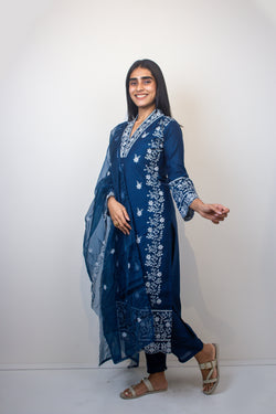 Embroidery set