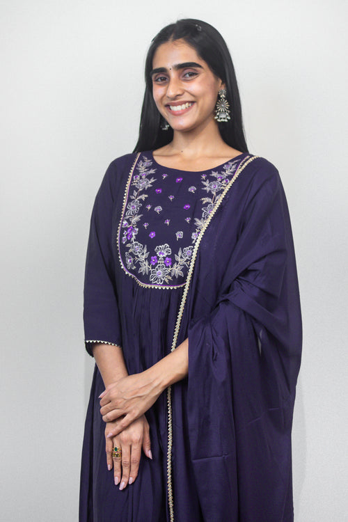 Chanderi embroidery suit – set of 3