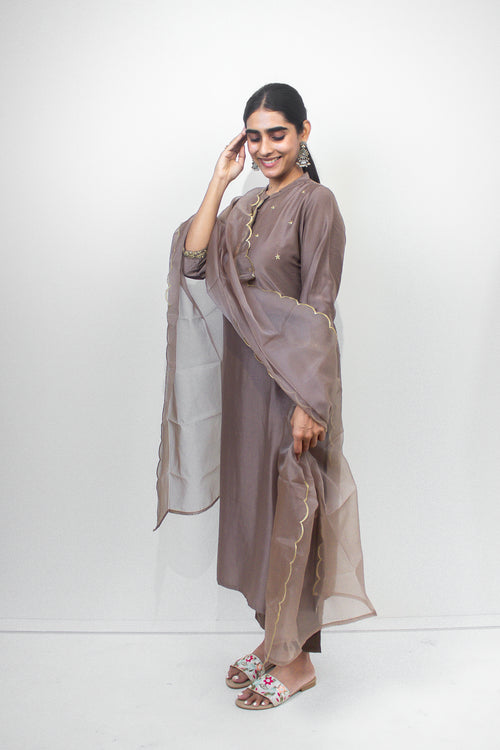 Embroidery silk suit – set of 3