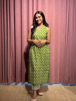 Caterpillar green straight cotton kurta set
